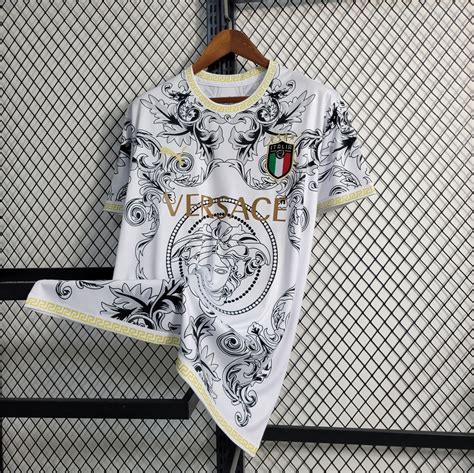 MAILLOT ITALIE CONCEPT EDITION VERSACE BLANC .